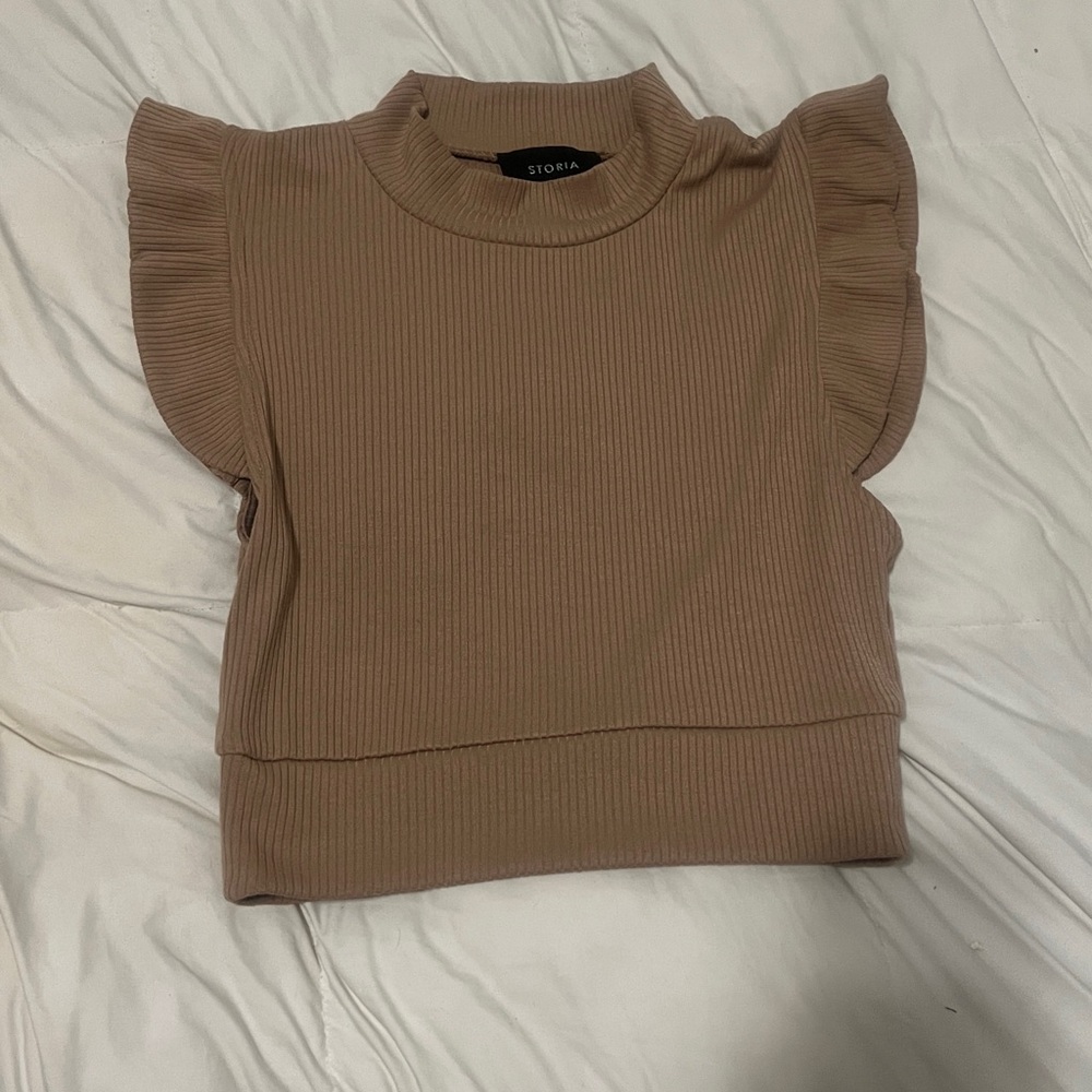 Storia Brown Ruffled Flutter Sleeve Blouse